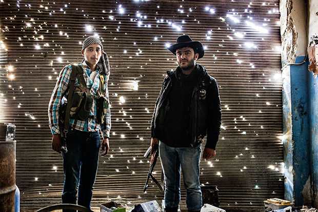 A Photographer’s Courage at the Frontline in Syria – Feature Shoot