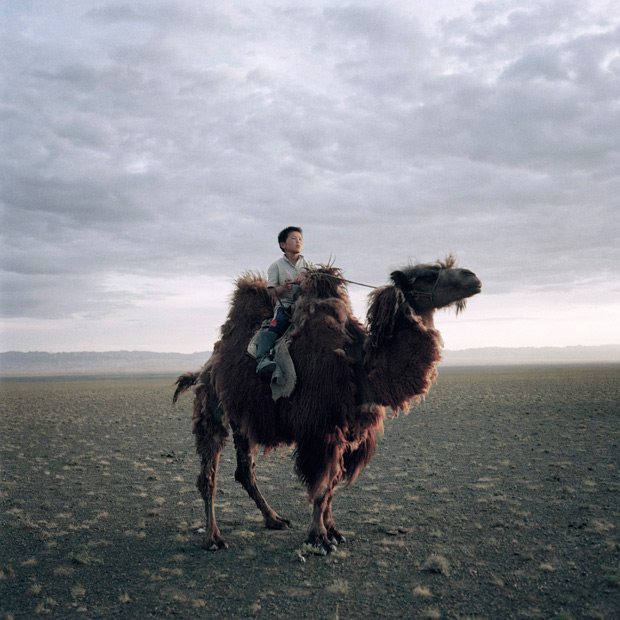 Photos Examine the Impact of Rapid Development on Nomadic Life in Mongolia – Feature Shoot