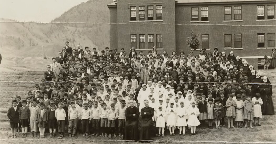 Residential School Photos Show Canada’s Grim Legacy of Cultural Erasure – The New York Times