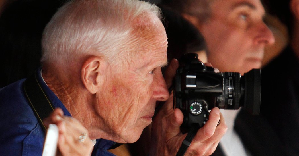 Gathering to Remember Bill Cunningham, Outside the Picture Frame – The New York Times