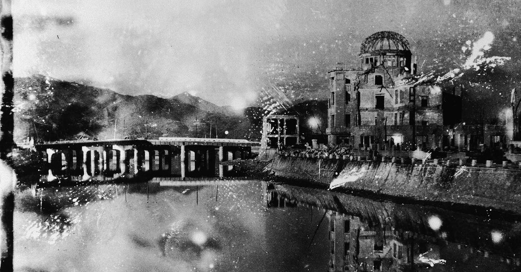 The Photographers Who Captured the Toll of Hiroshima and Nagasaki – The New York Times