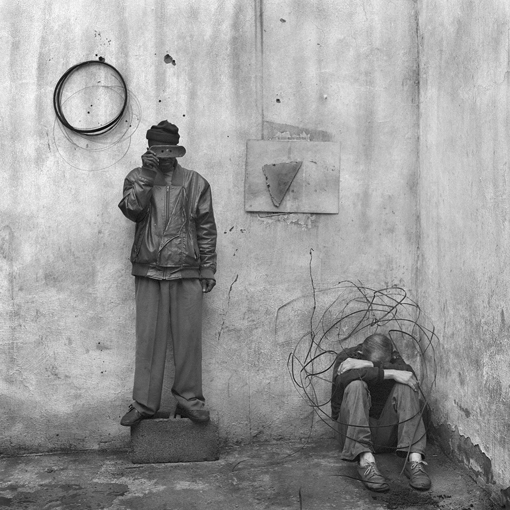 Photographers on Photographers: Suzanne T. White in Conversation with Roger Ballen – LENSCRATCH