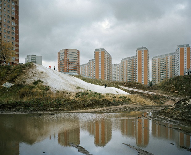 Beauty is in the Eye of the Beholder: Sweeping Views of Soviet Suburbs – Feature Shoot