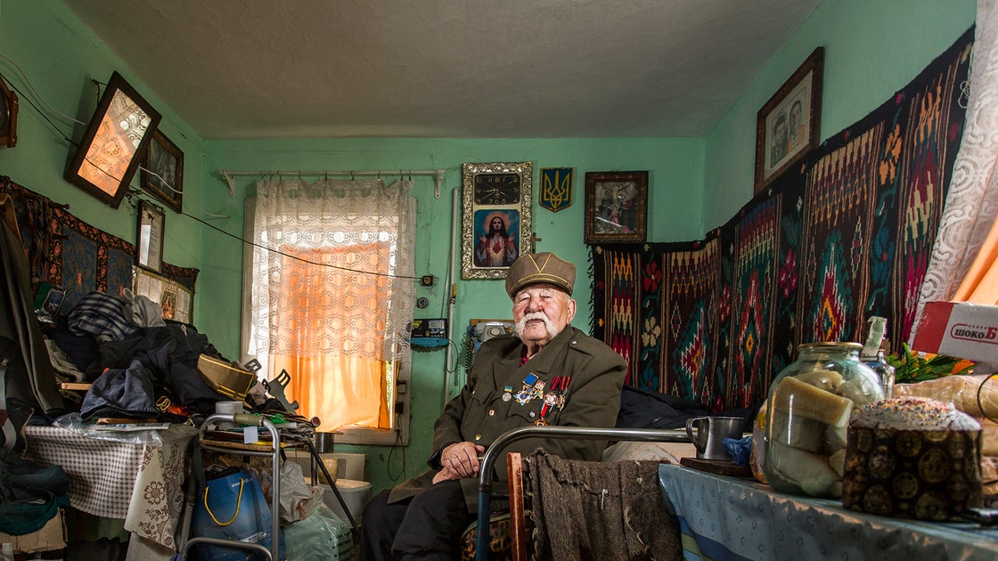 Photographs of Veterans of the Second World War : The New Yorker