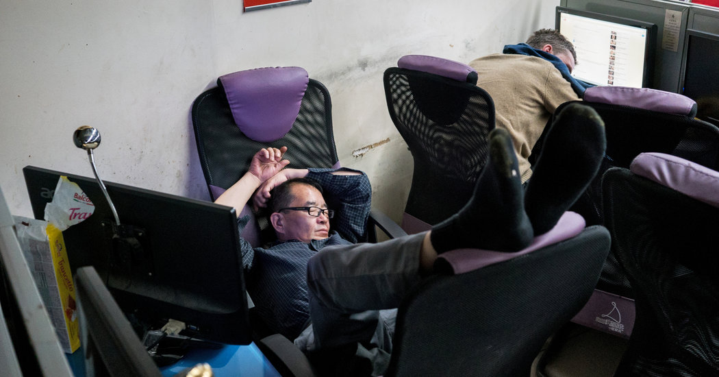 New Flophouses: Chinatown’s Internet Cafes – The New York Times