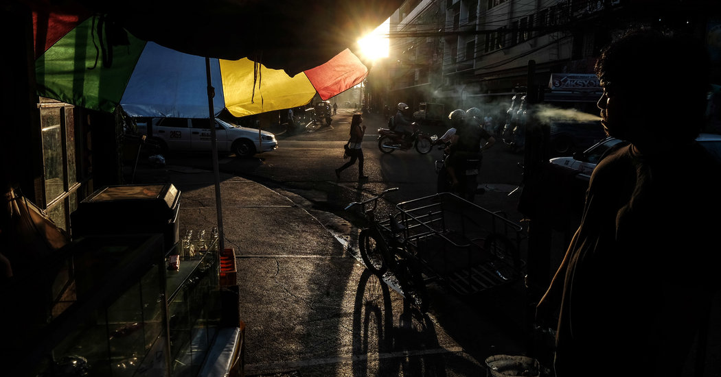 Photographing a Filipino View of the Streets – NYTimes.com