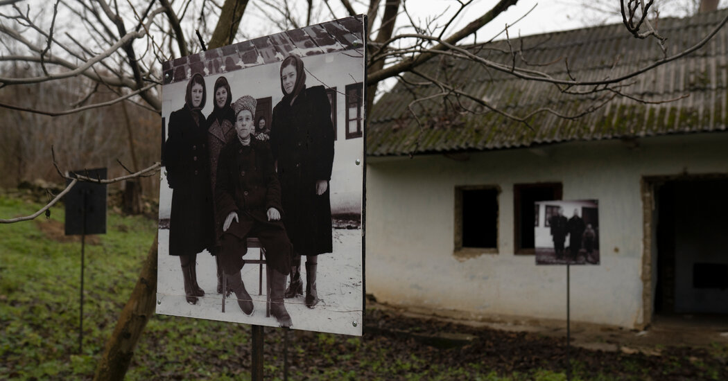 What a Discovery of Old Negatives Revealed About Zaharia Cușnir – The New York Times