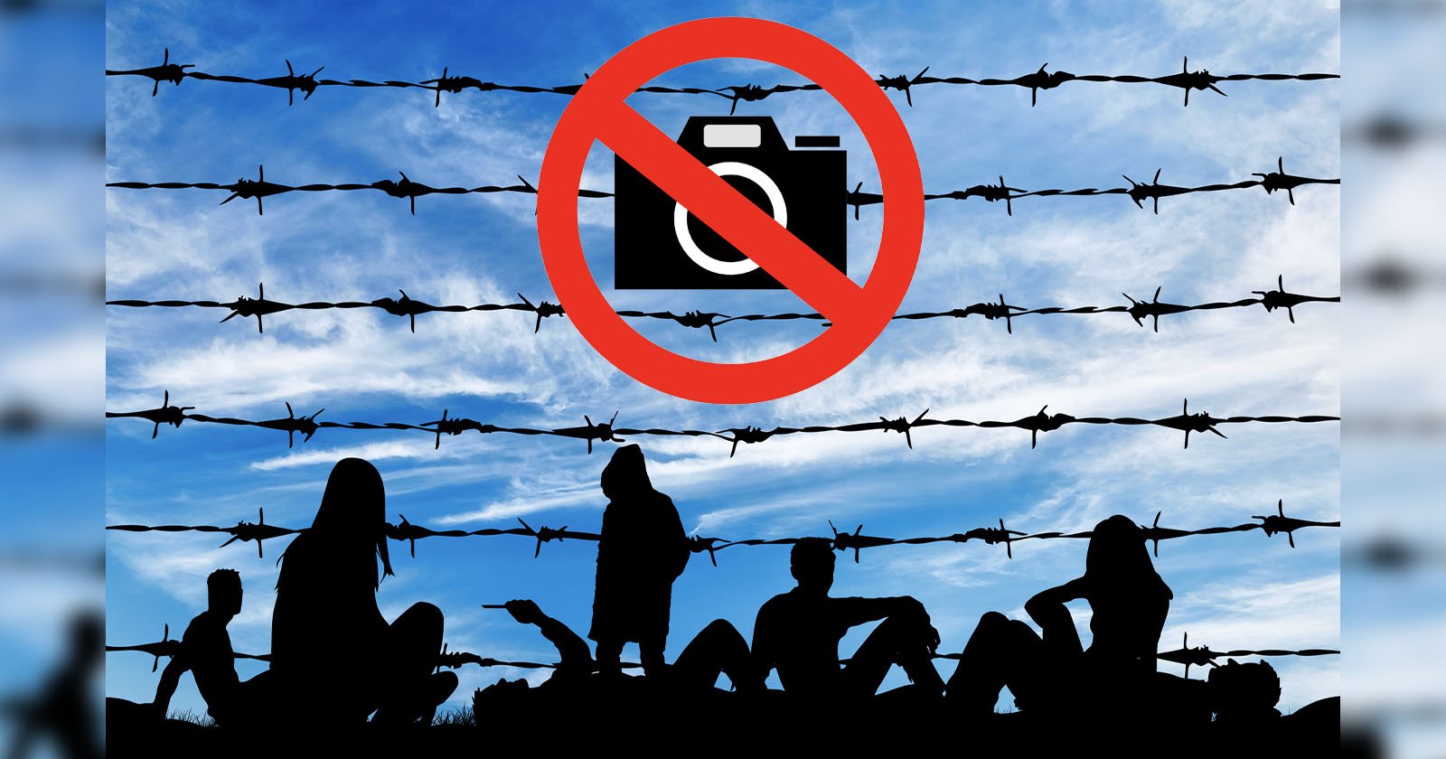 Pultizer Photographer is Fined Under ‘Gag Law’ While Capturing Migrants | PetaPixel