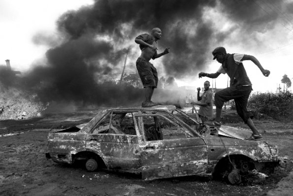 Mesmerising photojournalism from cross-world collaborators Razon Collective