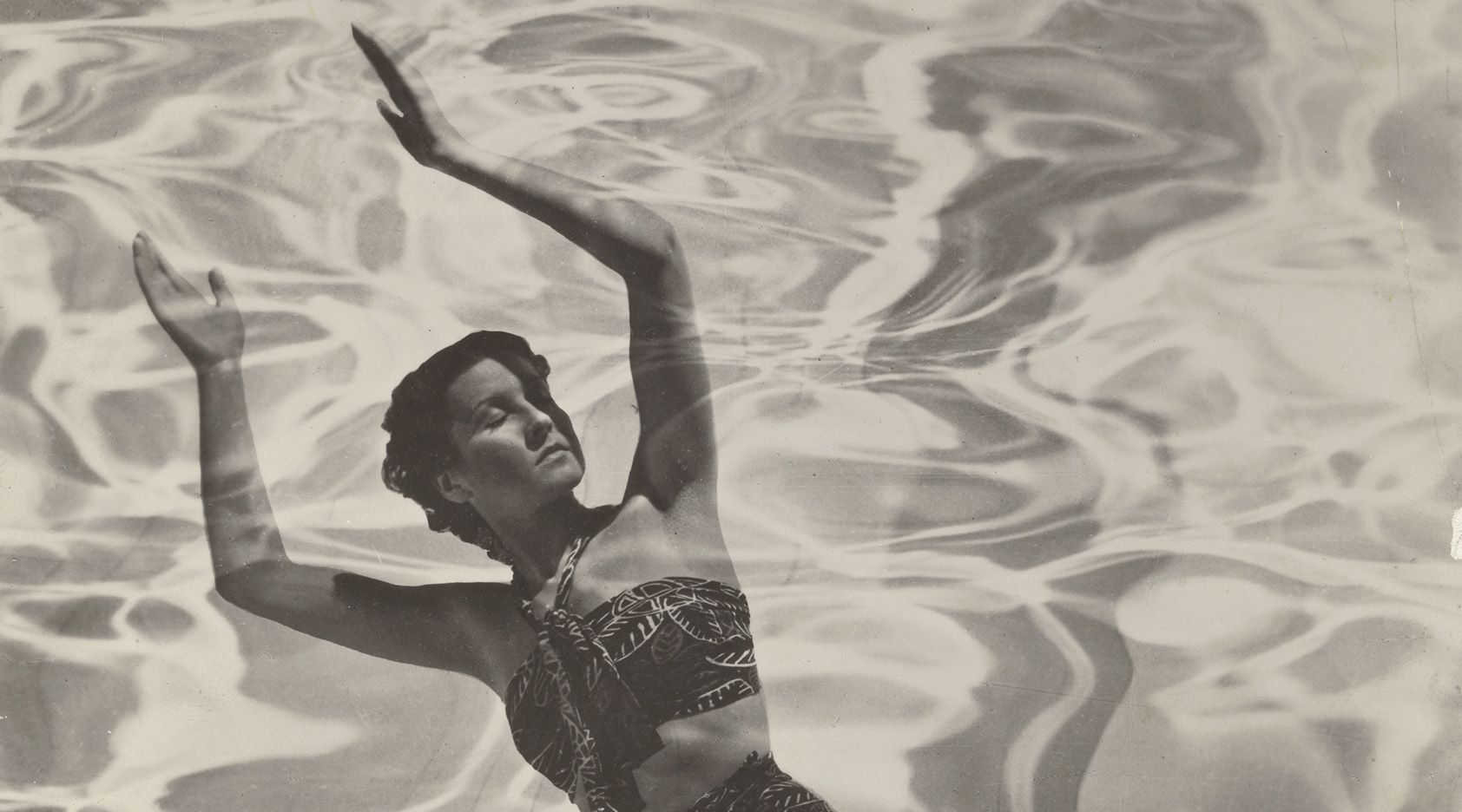 Beauty and Wisdom: current photos of American women from another era