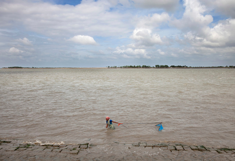 Probal Rashid – Climate Crisis: On the Shores of Bangladesh | LensCulture