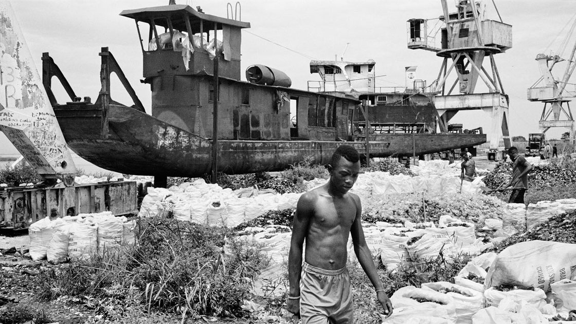 Nothing but Pictures: Alex Majoli and Paolo Pellegrin’s “Congo” – The New Yorker