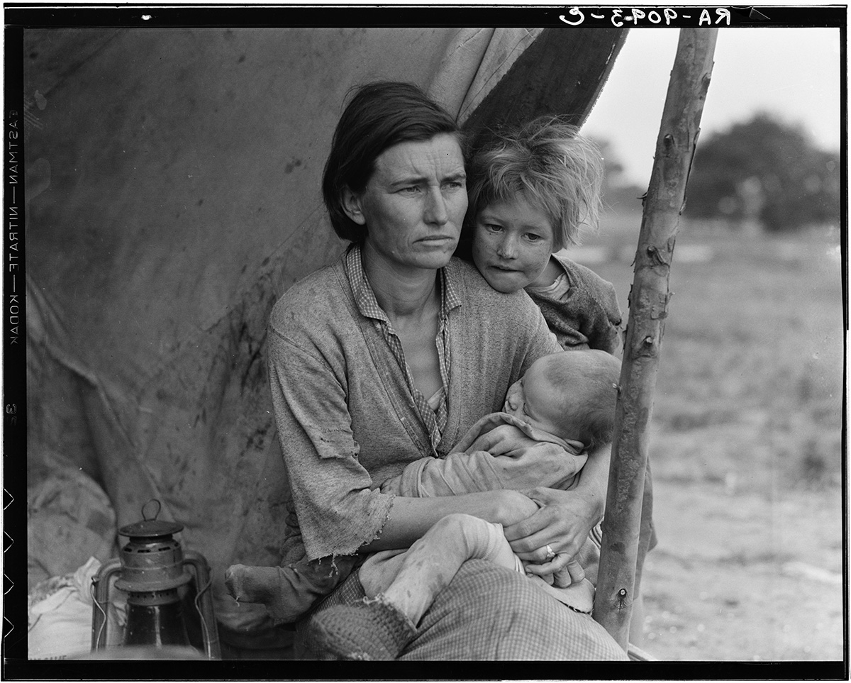 Looking at Dorothea Lange’s Migrant Mother