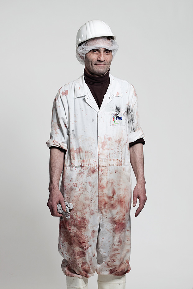 A Glimpse Beyond the Doors of German Slaughterhouses – Feature Shoot