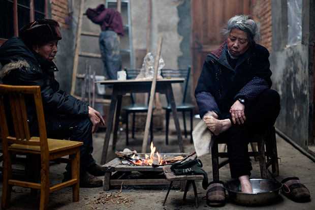 One Daughter’s Story Caring for Her Elderly Parents in China – Feature Shoot