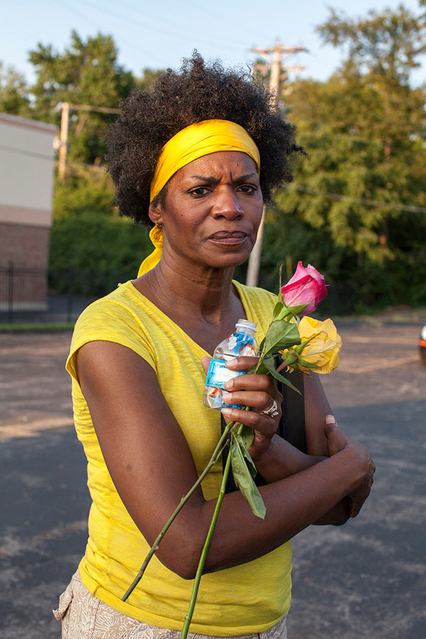 ‘Flowers for Michael Brown’ Documents the Aftermath of the Shooting in Ferguson – Feature Shoot