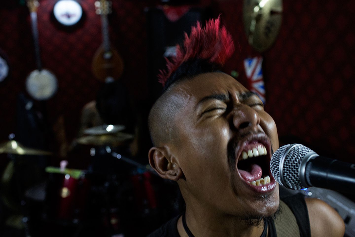 These photos show what it’s like being a punk in Burma – The Washington Post