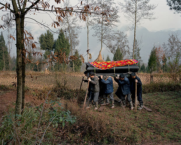 Quiet, Haunting Photos of Vanishing Villages in China’s Rural Countryside – Feature Shoot