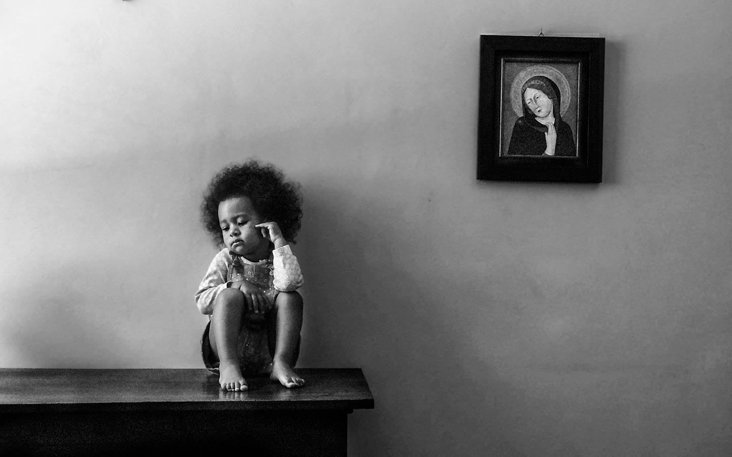 Emily Schiffer Wins Our ‘Family’ Call with an Intimate Portrayal of Her Own Family Life | FotoRoom