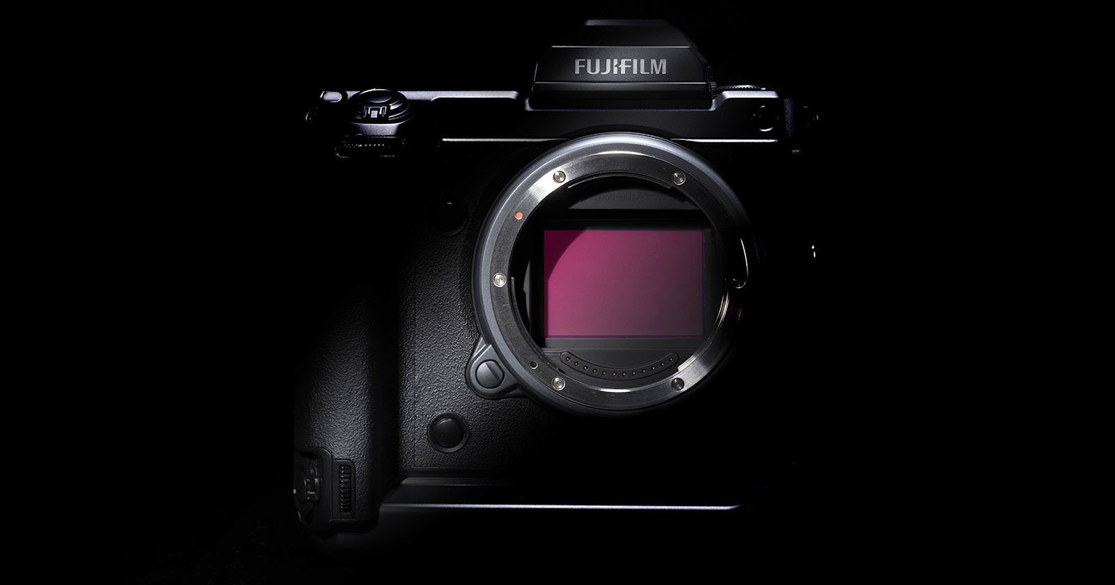 Fujifilm’s Next GFX is a 102MP Medium Format Mirrorless with PDAF, IBIS, 4K