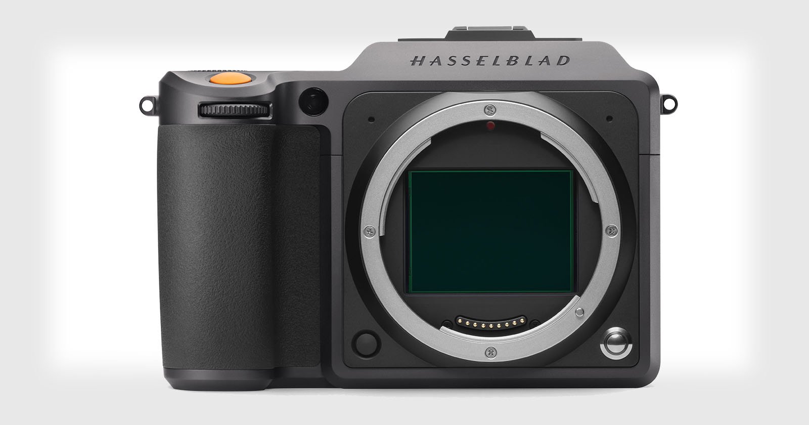 Hasselblad X1D II 50C is a Faster and Cheaper Medium Format Mirrorless