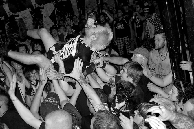 Maximum Rocknroll: Kick-Ass Photos From Iconic Punk Mag  | Raw File