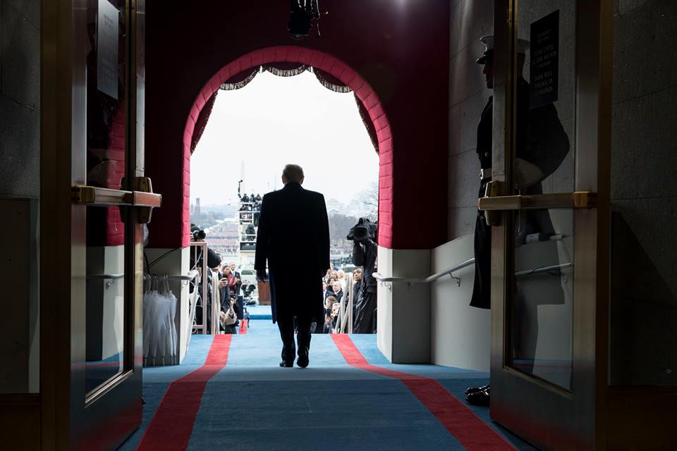 What it’s like to be President Trump’s White House photographer | PBS NewsHour