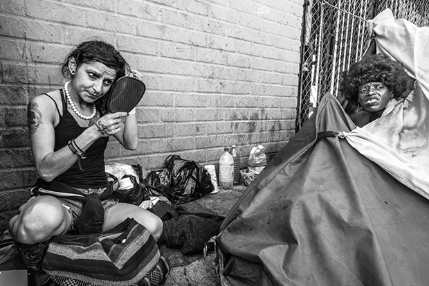The Trauma of Life on Skid Row, in Photos – Feature Shoot
